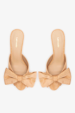 Elle Peep Toe Mule Macaroon Silk Mule Larroudé