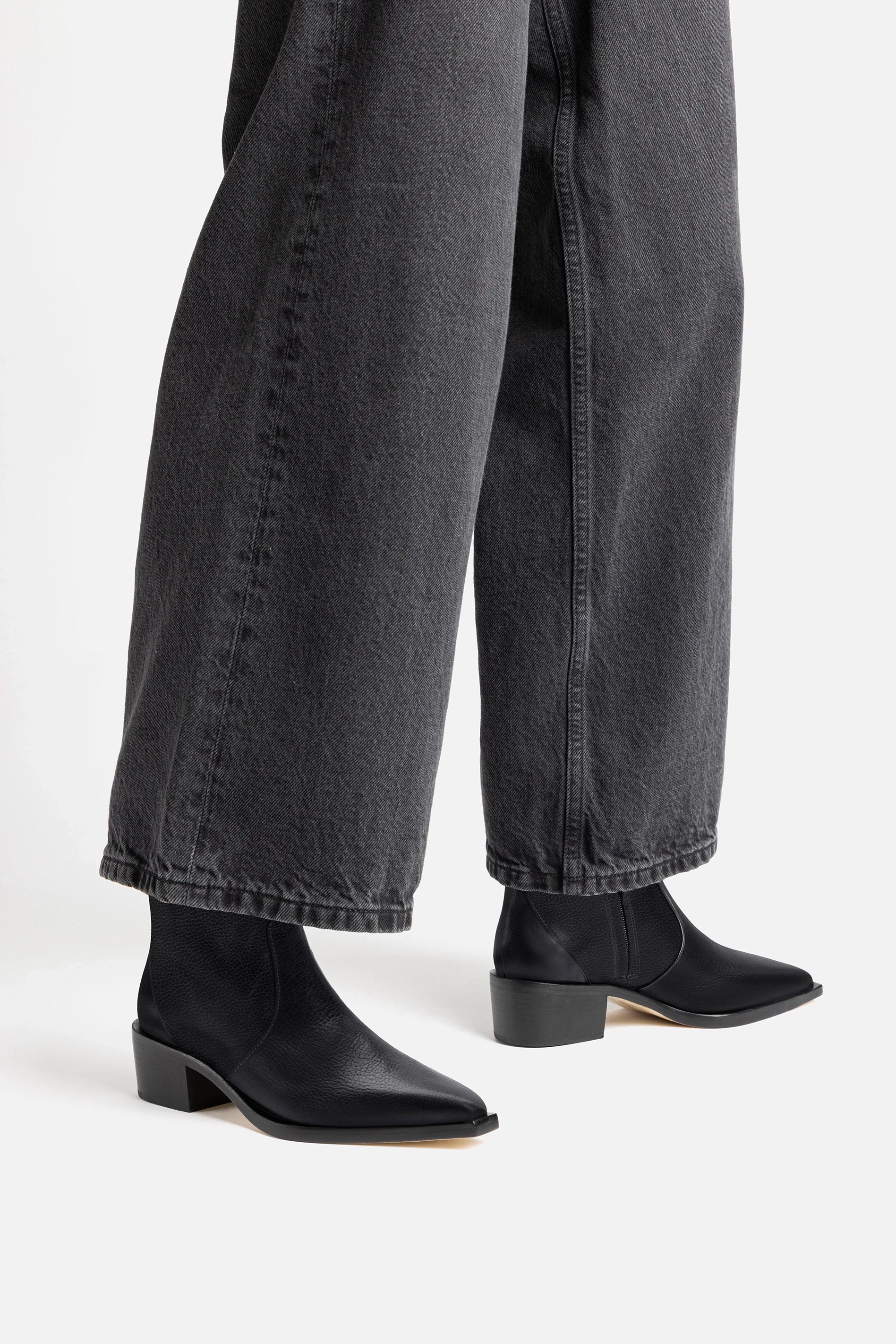 Florencia Low Boot In Black Leather - Boots - Larroud Larroude Florencia Low Boot In Black Leather - Boots - Larroud Larroude