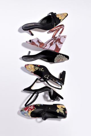 Larroudé x Markarian Pump In Black Wool and Floral Embroidery