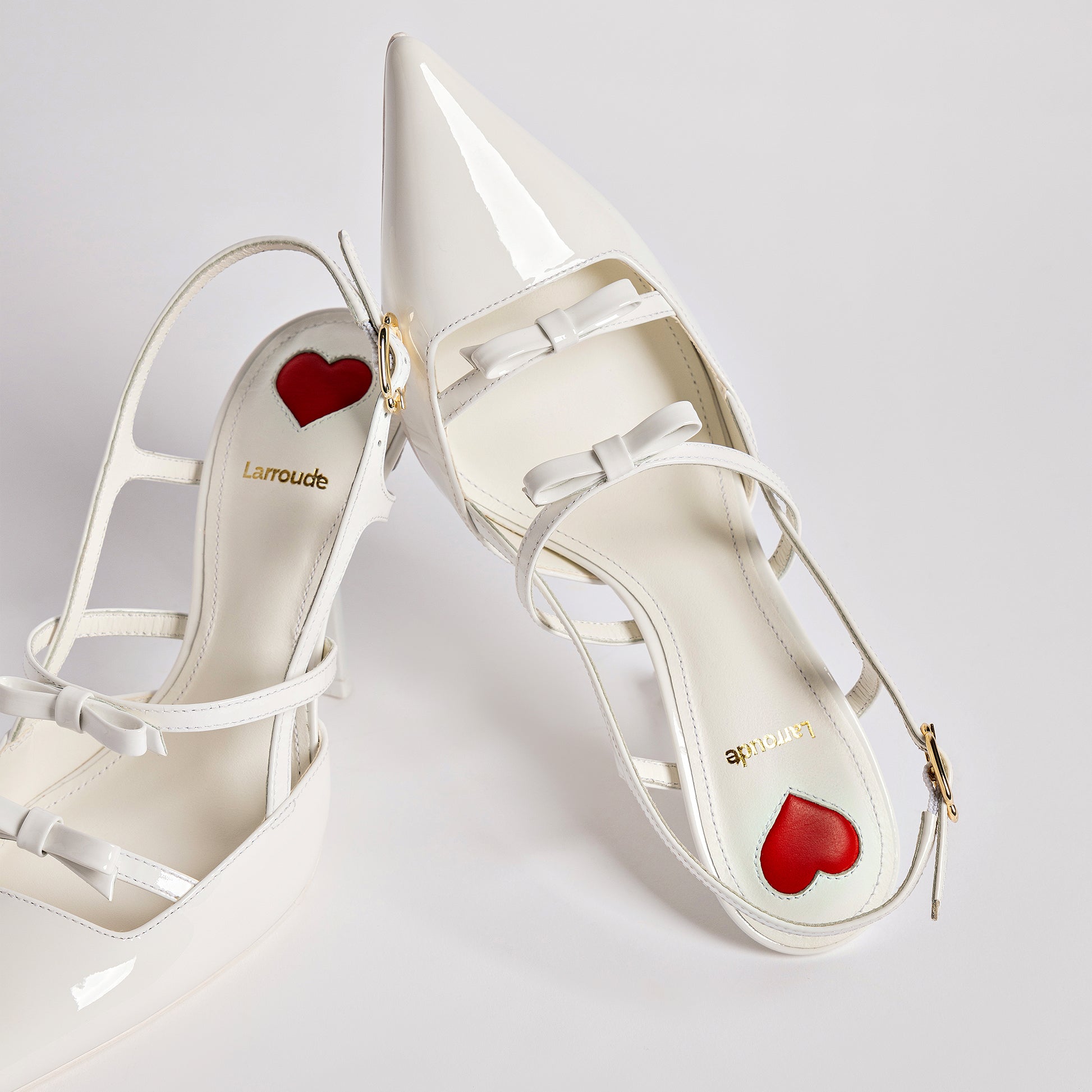 Leather fashion pumps white