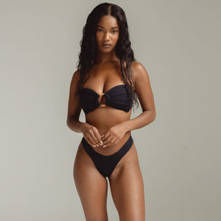 Braguita de bikini Uno de canalé negro