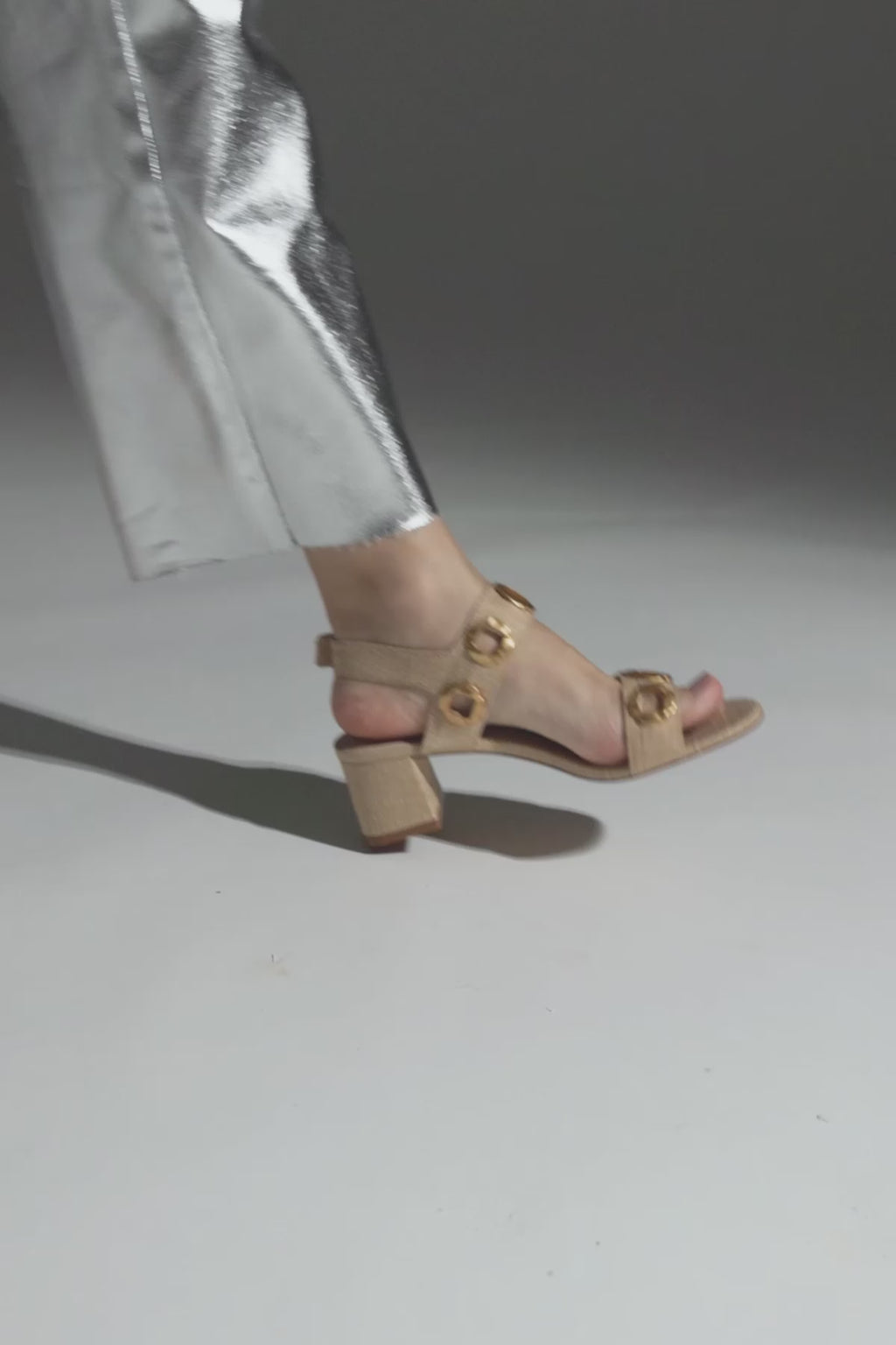 Milan Sandal In Beige Raffia Sandal Larroudé