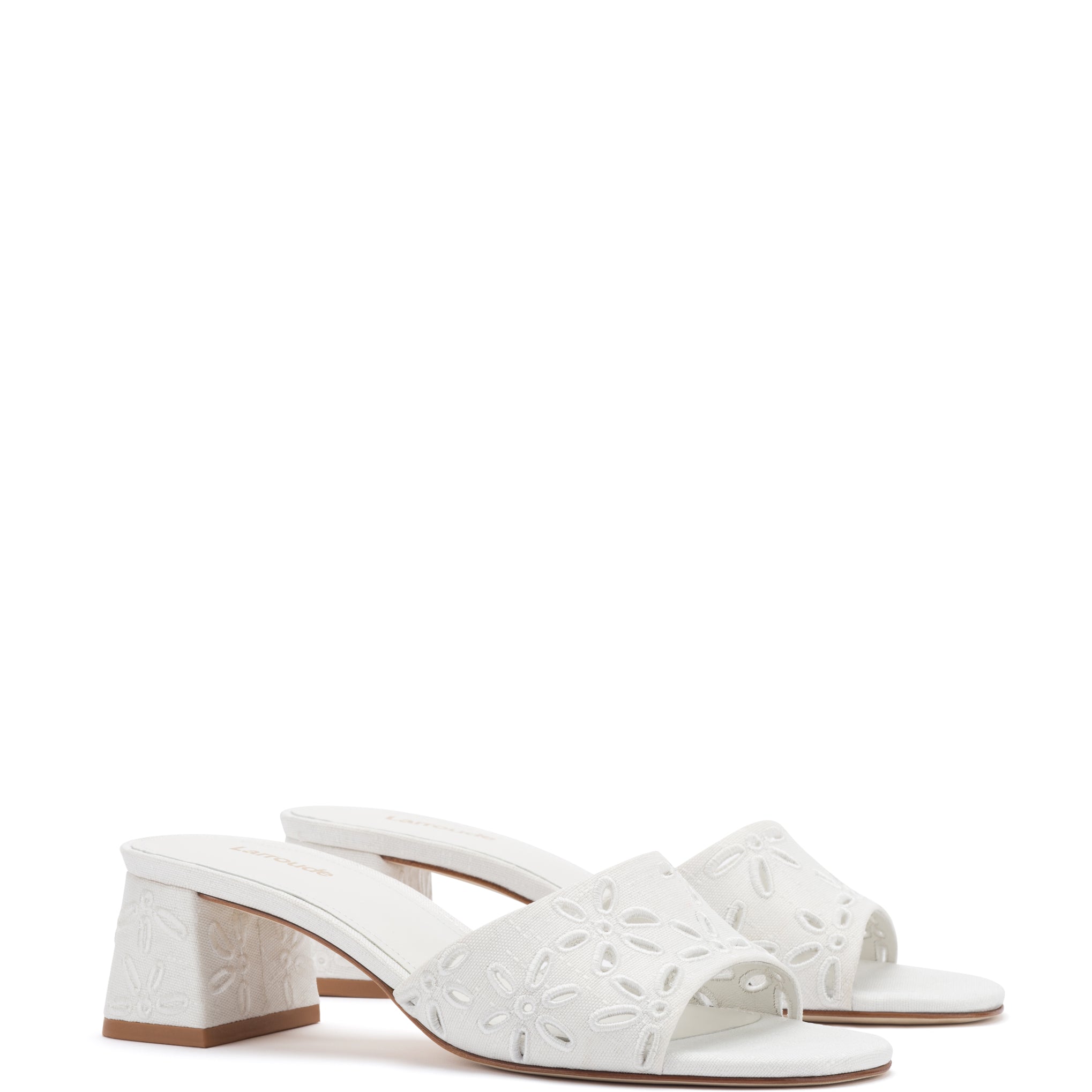 Brigitte Mule en lino blanco